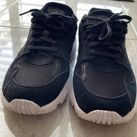 Adidas Originals Falcon, 6.5 - Picture 7 of 13